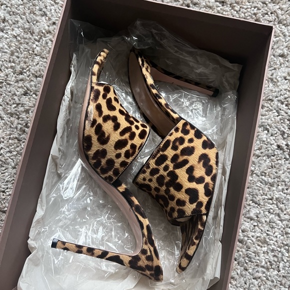 Gianvito Rossi Leopard Print Calf Hair Open Toe Mule (39) - Picture 9 of 12